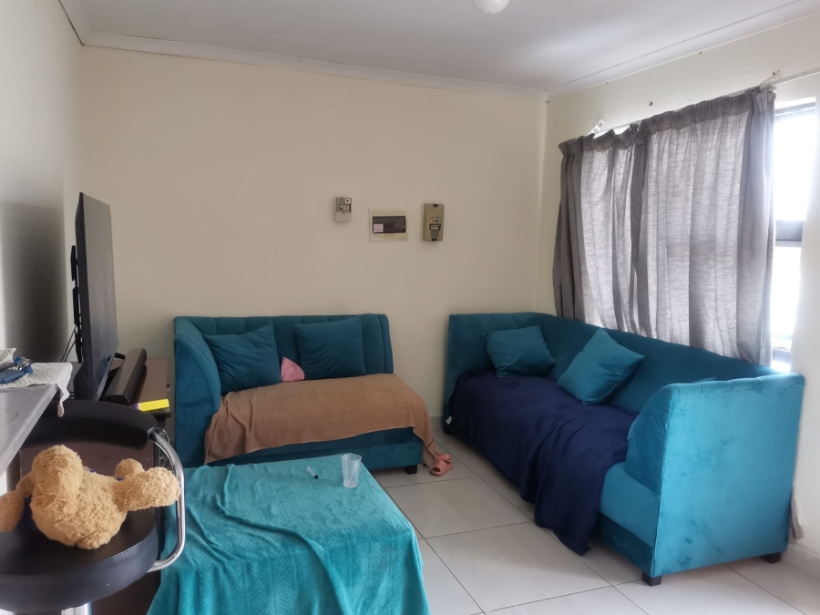 To Let 2 Bedroom Property for Rent in Tlhabane West North West